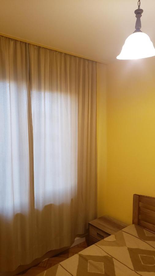 Lovely Apartment ティビリシ エクステリア 写真
